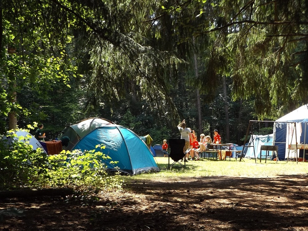 Organiser un camp de vacances en 4 étapes